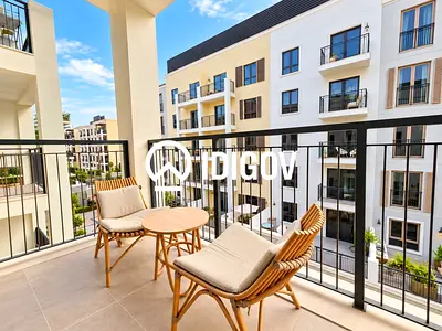 Furnished 2BR | Community | La Rive Tower 4