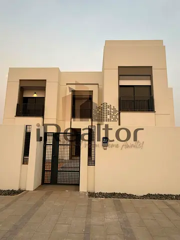 6+ Maid Villa | Single row | Well Maintained | Ready to move in