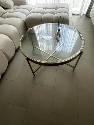 Café table