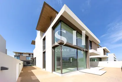 Brand New | Gated | Single Row | Ready To Move In