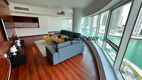 FURNISHED | MARINA VIEWS | 2 PARKINGS | CHILLER FREE