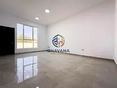 European Villa Big Unfurnished Studio with Sunny Windows American Kitchen Sep Bath 3200k Monthly 36k