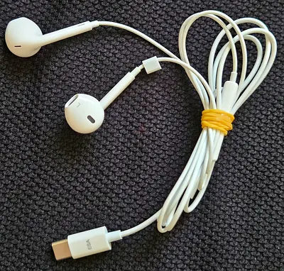 Headset Type C Original