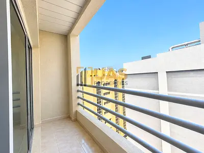 Spacious 2BHK | Balcony | Chiller Free
