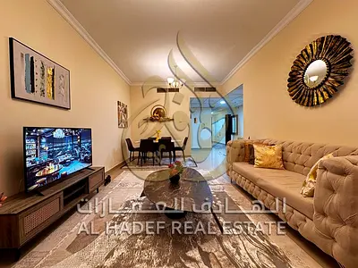 ثلاث غرف / 2 صاله / فرش فندقي / بلكونه / علي مخرج دبي / التعاون / الشارقه