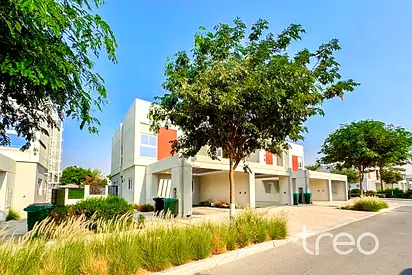 Single Row | Vacant Now | End Unit