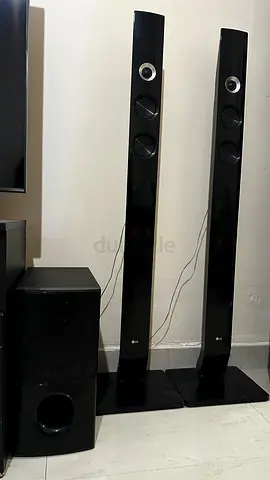LG 4.1 Home Theater Tower Speakers with Subwoofer