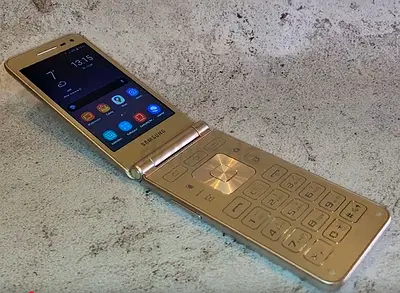 Samsung flip phone  - Good condition