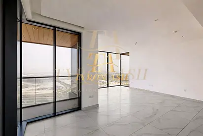 PRIME LOCATION | HIGH FLOOR | UNFURNISHED