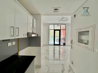 SPACIOUS STUDIO UNIT | BALCONY | VACANT