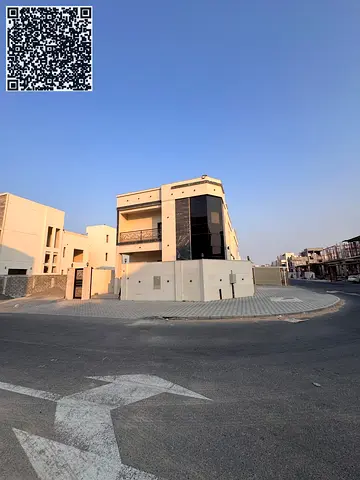 فيلا فاخرة جديدة كلياً للإيجار في منطقة البهائي، عجمان، تضم 6 غرف نوم رئيسية (ماستر) وتقع في زاوية.