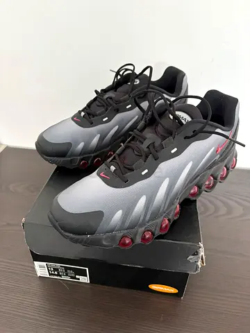 For sale - Nike Air Max DN8