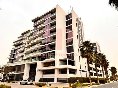 Spacious l Balcony l Chiller Free l