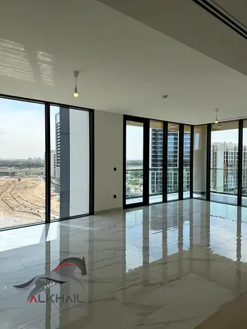 Spacious 4BR | Tenanted | City & Pool View | Unfurnished