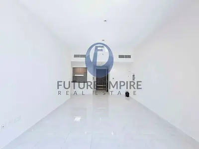 1 MONTH FREE | LUXURIOUS 2BR + BALCONY | GYM POOL PARKING