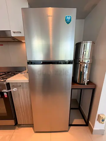 Midea refrigerator excellent condition