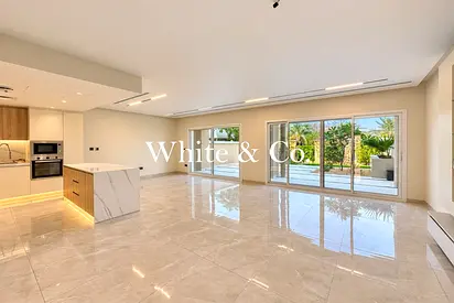 FULLY UPGRADED | SPACIOUS VILLA | MODERN
