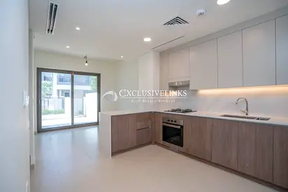Lovely 3 BR TH | Close to Pool | Available