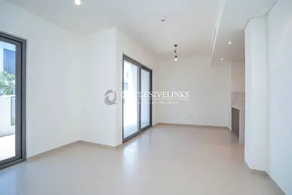 Lovely 3 BR TH | Close to Pool | Available