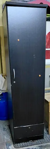 One door cupboard free
