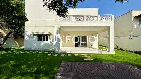 Backing Pool and Park | Upgraded Bathrooms | Well Maintained