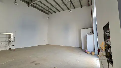 Labor Accommodation and Warehouse | 24 Rooms