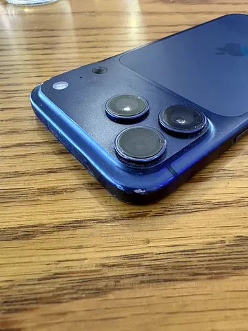 Used Blue iPhone 17 pro max- 256gb 92% battery percantage
