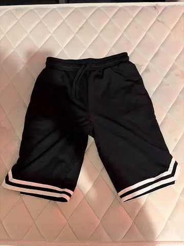 Kids basketball shorts 13-14 size