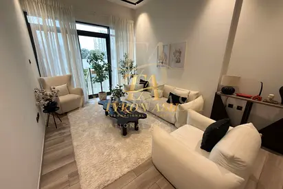 VACANT | FULLY FURNISHED | 1BDR INTO 2BDR