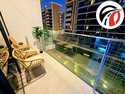 Full Furnished studio / beautiful apt / pool view