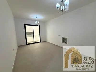 🏢 **شقة غرفة وصالة للإيجار في الجرف 3 – أول ساكن!**  ✨ شقة جديدة بمساحات واسعة وموقع مميز، تتكون من غرفة وصالة، حمامين وبلكونة، مع تكييف مركزي.  💰 *