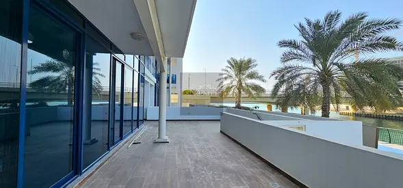 Beautiful Lagoon View | 3BR Apartment for Sale