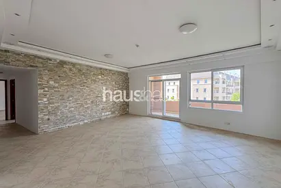 2 Bedroom | Huge | Vacant On transfer