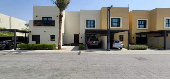 AP END UNIT HOT DEAL | 3-BEDROOM TOWNHOUSE + MAID’S ROOM | LARGE KITCHEN | PREMIUM FINISHES | FSOLA