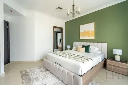 Near Metro Station | High Floor | Canal View