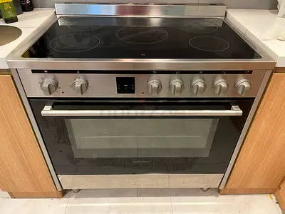 Daewoo 90cm Ceramic Cooker – Model DCCS965HF