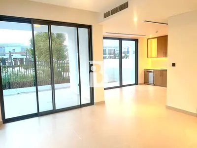 The Valley — Brand New in Lillia
