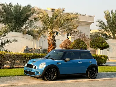 2013 MINI Cooper S GCC Specs