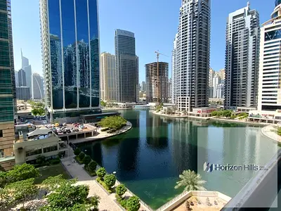 Renovated Studio | Stunning Lake View | Balcony