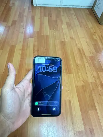 Iphone 11 128GB (Negotiable)