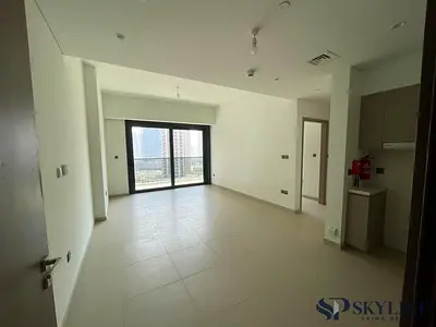 Spacious Layout | Vacant | High Floor