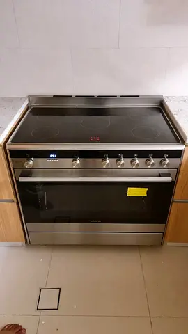 Siemens IQ700 Full Electric Digital COOKING Range Latest Version 90cm