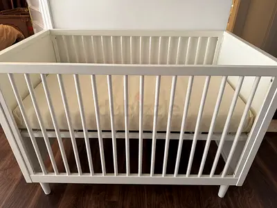 Pottery Barn Kids Luxury Baby Cot / Crib with Changing Tray & Mattress