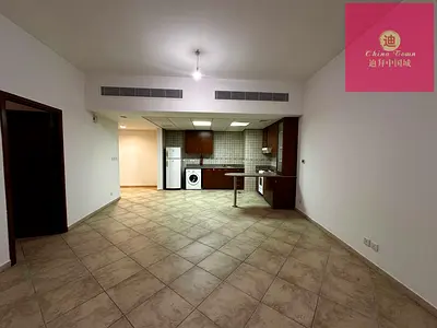Courtyard View | 1BR Apartment | Uptown Motor City
