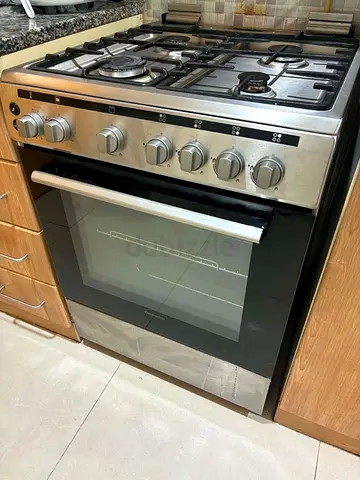 Stainless Steel 5-Burner Gas Cooker with Oven - Good Condition