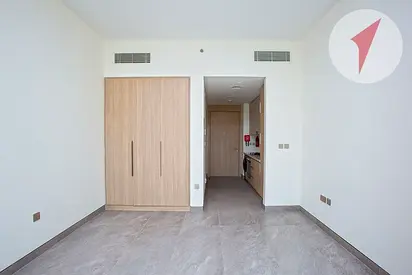 Unfurnished | High Floor | Low Rise Building | Vacant