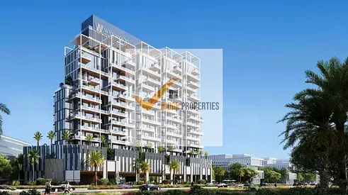 Luxury Waterfront | Skyline + Pool View | High ROI