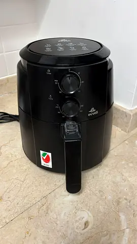 Evolv Air Fryer - Compact Electric Fryer in Good Working Condition