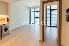 UNFURNISHED | 1 BEDROOM | LAGOON VIEW