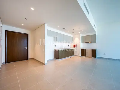 Bright and Spacious | High Floor | Vacant